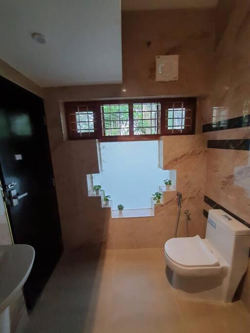 Anandam - Premium 3bhk Plush Homestay, Near Kumarakom Vaikom