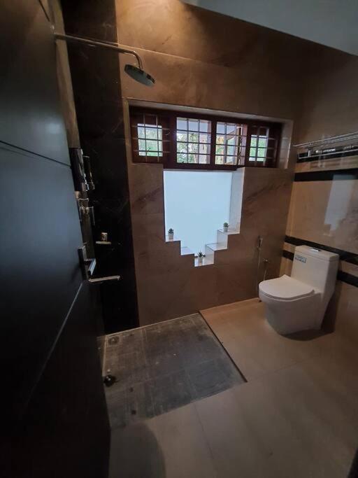 Anandam - Premium 3bhk Plush Homestay, Near Kumarakom Holiday home *